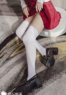 日日摸夜夜添夜夜添高潮喷水_BD韩语完整版观看