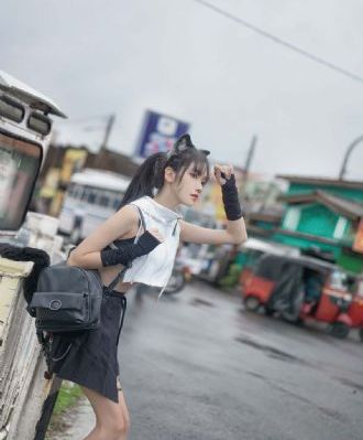 国产宝马最低多少钱_高清免费观看超清